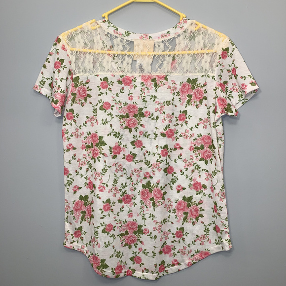 "This One's A Keeper" Tee - Picture 2 of 3